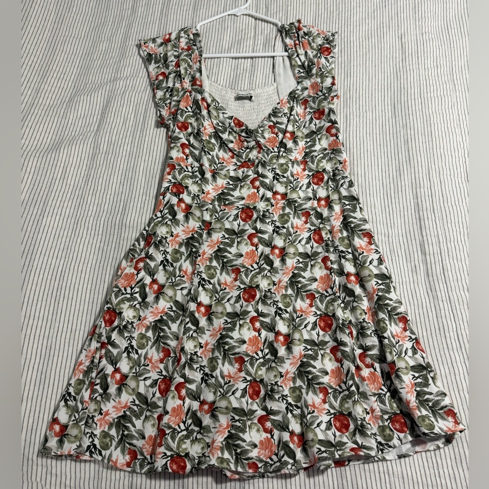Abercrombie & Fitch White Fruit Apple Twisted Front Mini Dress